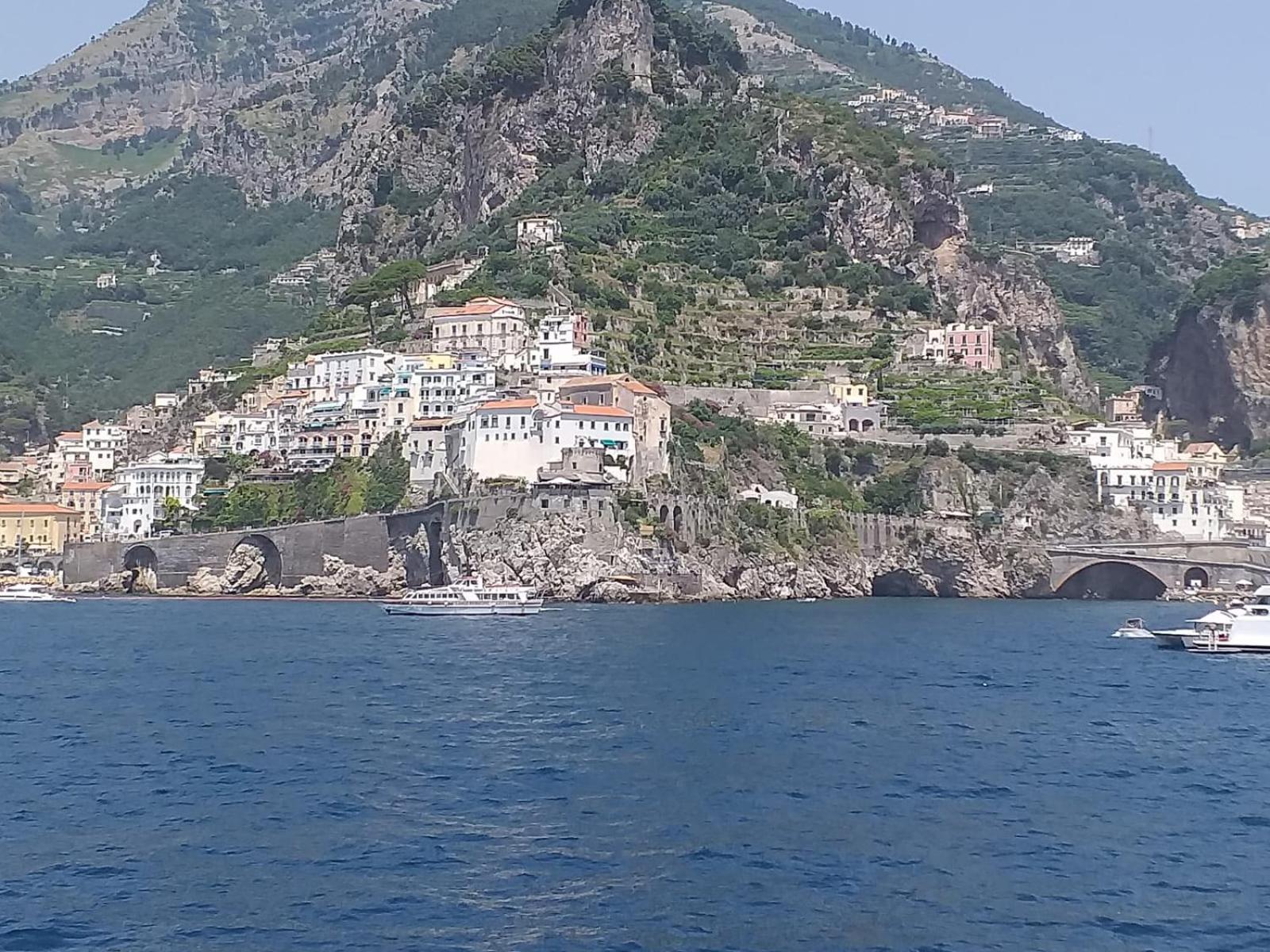 B&B Le Due Costiere Salerno Exterior photo
